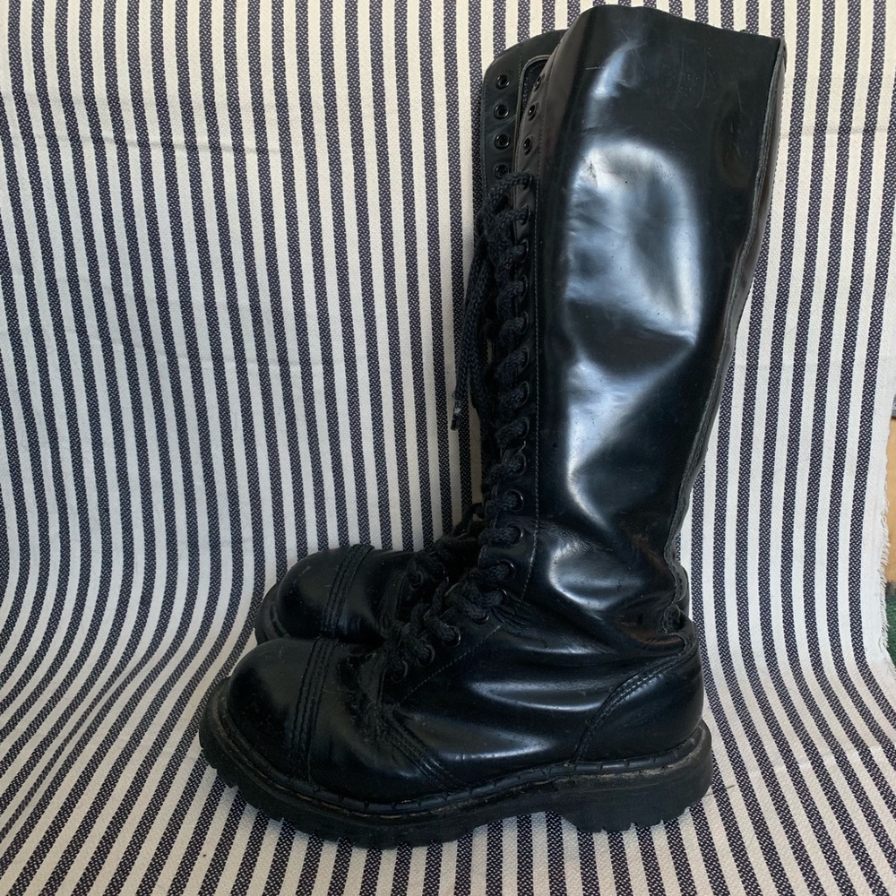 Gripfast 20 eye steel toe black boots